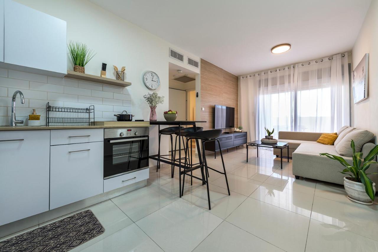 Melony Apartments Yam Suf Street Eilat Kültér fotó