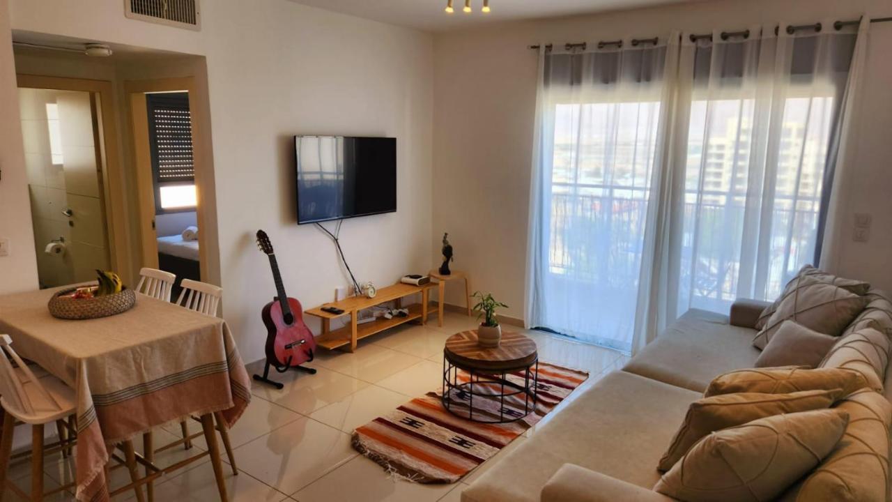Melony Apartments Yam Suf Street Eilat Kültér fotó